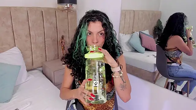 DinahCarter online show from May 21, 1:42 pm