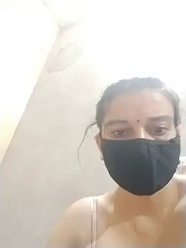 Hotsoni69 online show from May 28, 5:44 pm