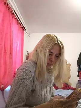 sofigirlgold online show from May 21, 11:52 am
