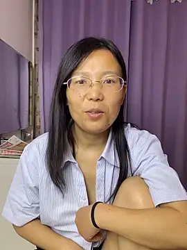 xiaolin-10 online show from June 4, 5:06 pm