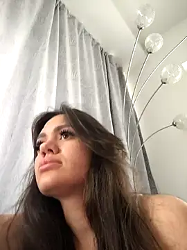 Hannabuba online show from May 16, 3:33 pm
