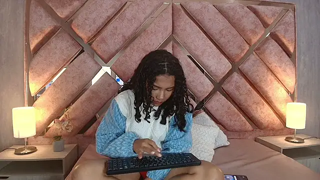 TamaraaHoney online show from May 23, 1:42 pm