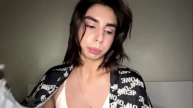JessiaRuezga online show from May 27, 11:18 am