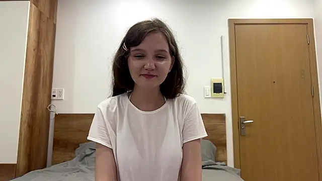 MarryWish1 online show from May 21, 1:09 pm