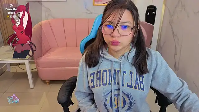 zoe dash a online show from May 21, 12:36 pm