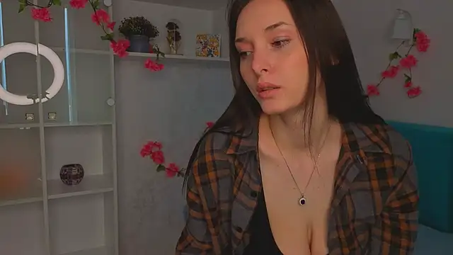 JoniBreznak online show from May 25, 8:35 am