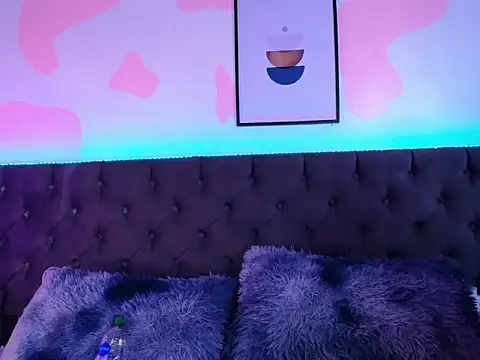 Pamelapricee 19 online show from May 23, 4:55 am