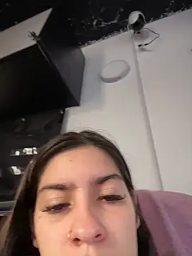 Stefany LS online show from May 25, 1:10 pm