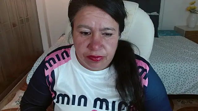 evelin 12  online show from May 23, 1:42 pm