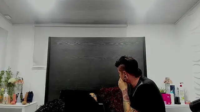 inkedsinners  online show from July 3, 10:38 pm