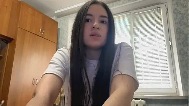 CarolineRu online show from May 25, 10:03 am