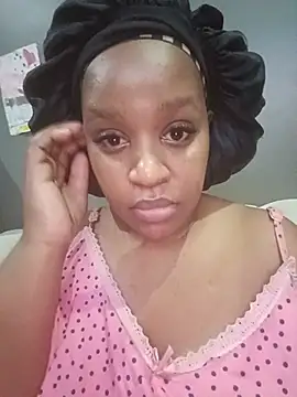 Chubbybayyy online show from May 20, 12:18 am