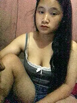 Ninaa01 online show from May 17, 2:49 pm
