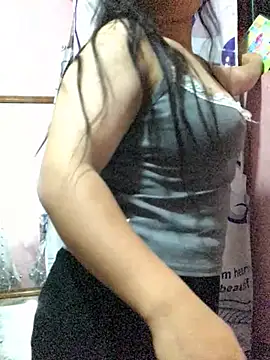 Ninaa01 online show from May 21, 1:31 pm