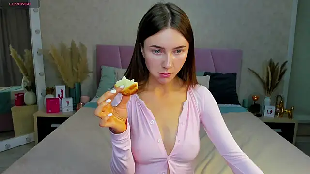 LanaCandy online show from July 9, 12:46 am
