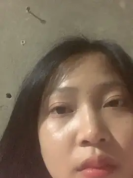 hinami-lo online show from May 25, 3:55 pm