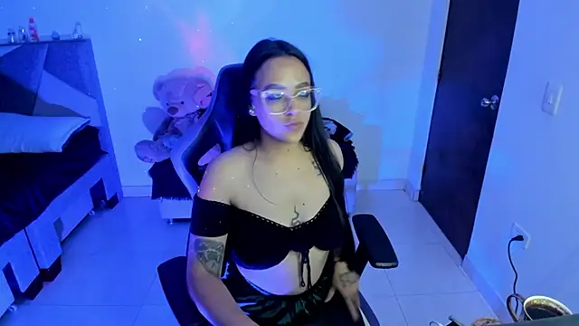 Spicydollx 1 online show from July 20, 6:27 am