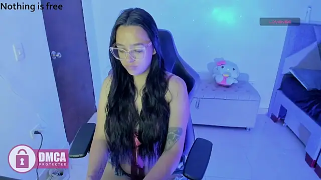Spicydollx 1 online show from June 28, 12:12 pm