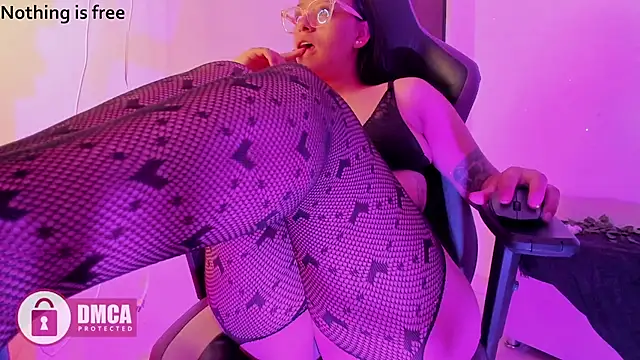 Spicydollx 1 online show from June 18, 4:45 pm