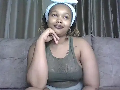 Candy Tracy online show from July 3, 11:22 pm