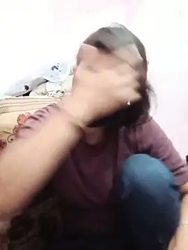 naughty pritii online show from May 24, 4:39 pm