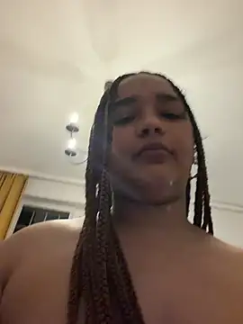 sexybxtch24 online show from May 20, 7:33 pm