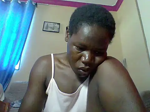 Blacksexyqueen24 online show from May 18, 5:13 am