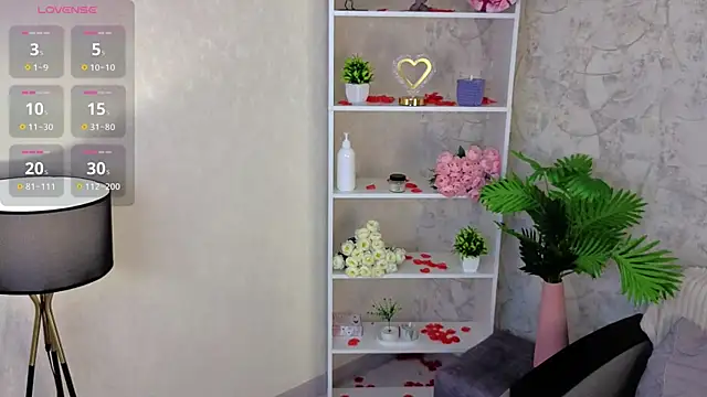 LaritaLevell online show from June 10, 4:49 pm