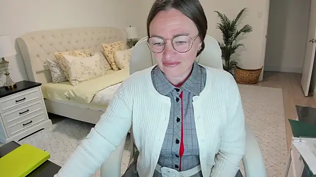 Vika73 online show from April 28, 11:14 am