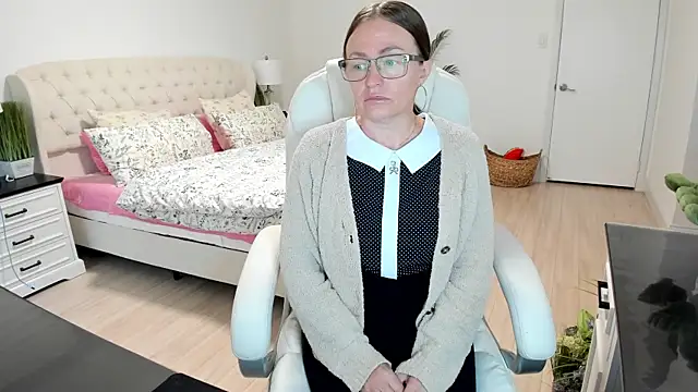 Vika73 online show from October 7, 1:48 pm