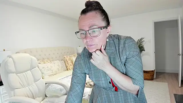 Vika73 online show from May 22, 1:31 pm