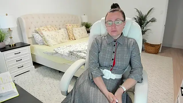 Vika73 online show from May 9, 12:18 pm