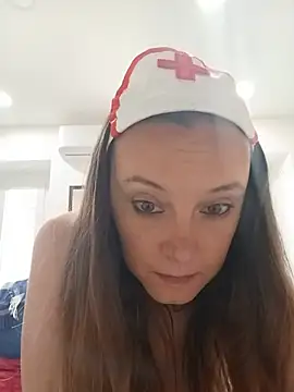 MissDiavoletta online show from May 18, 1:39 pm