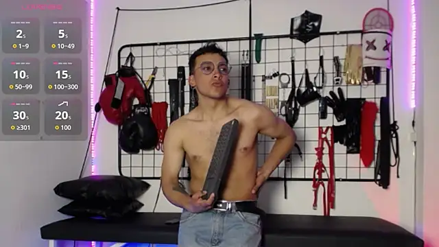 Dark Evan bdsm online show from May 26, 12:43 am