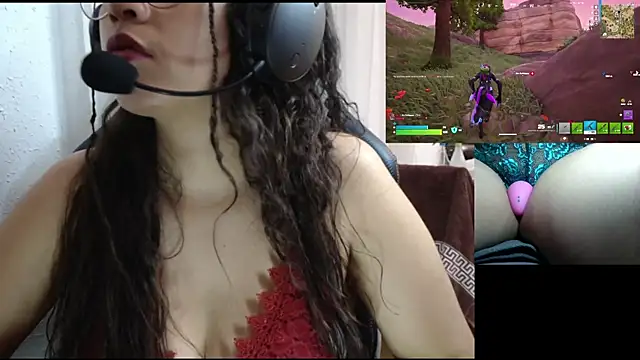 scarletdollof online show from May 26, 7:02 pm