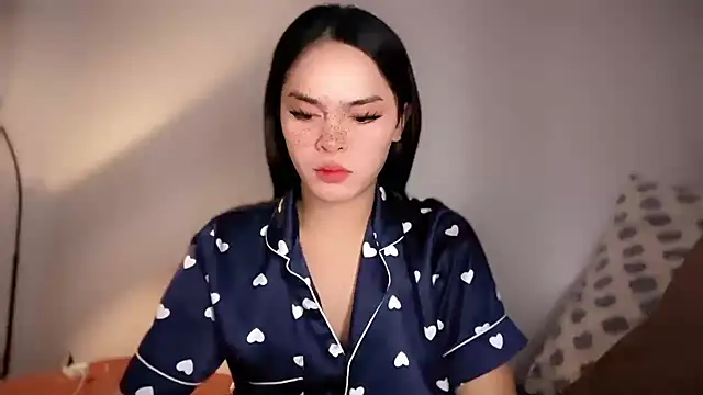 Amylaa online show from July 8, 4:31 pm