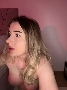 IrisDesiree  online show from May 22, 2:37 pm
