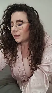 Elissa Floyd   online show from May 24, 5:28 am