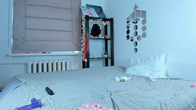 BlytheCinder online show from May 27, 1:57 am