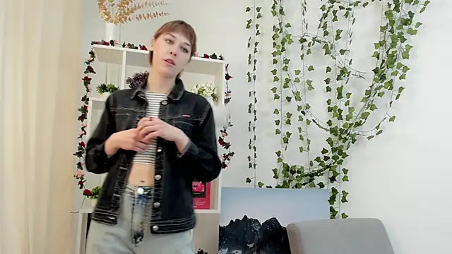LareeSare online show from May 20, 5:04 am