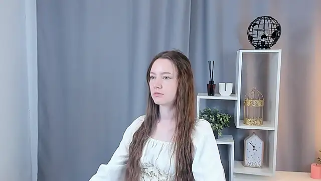 LigiaZiems online show from May 20, 5:32 pm
