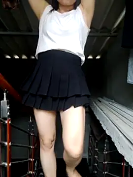 MissLonna online show from May 24, 7:51 am