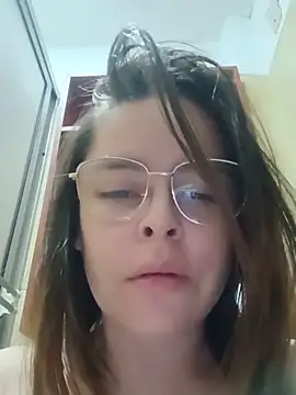 Hernosa-Poppy-sexy online show from May 19, 5:47 am