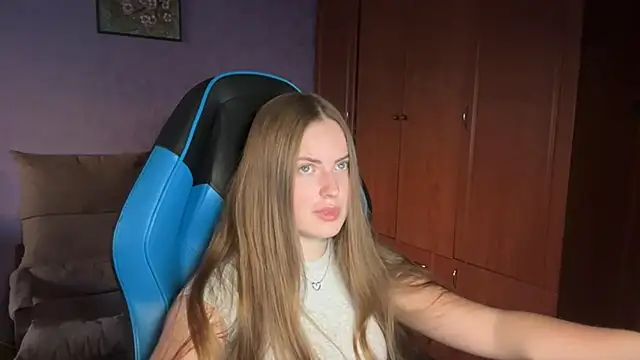 SilkSinner  online show from June 14, 5:24 pm