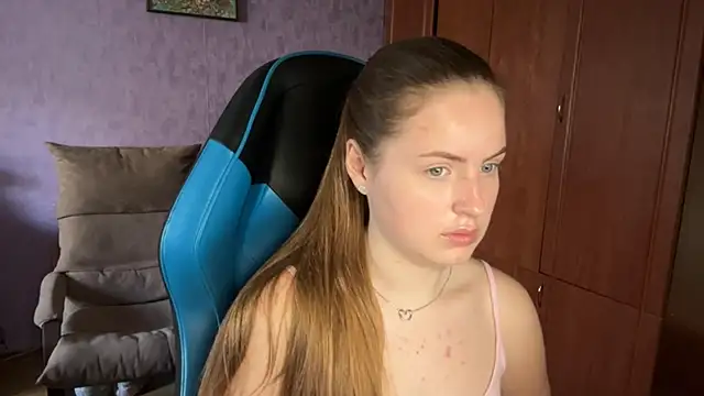 SilkSinner  online show from June 11, 9:39 am