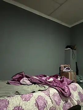 sweetuna24 online show from May 21, 8:51 pm