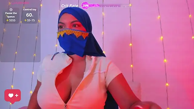 Amira 002 online show from May 26, 7:35 pm