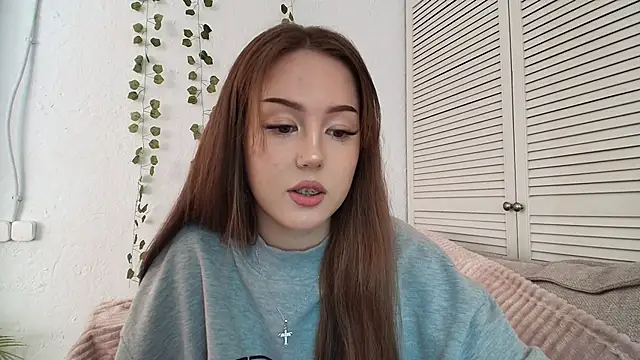 silver grl online show from May 25, 3:05 am