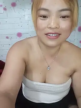 Daisy Nguyen online show from May 24, 5:06 am