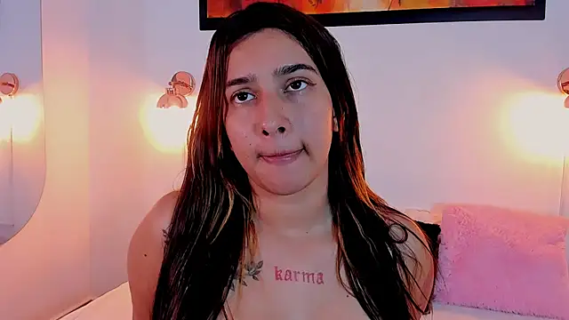 YESSI BELTRANN online show from May 27, 10:18 pm